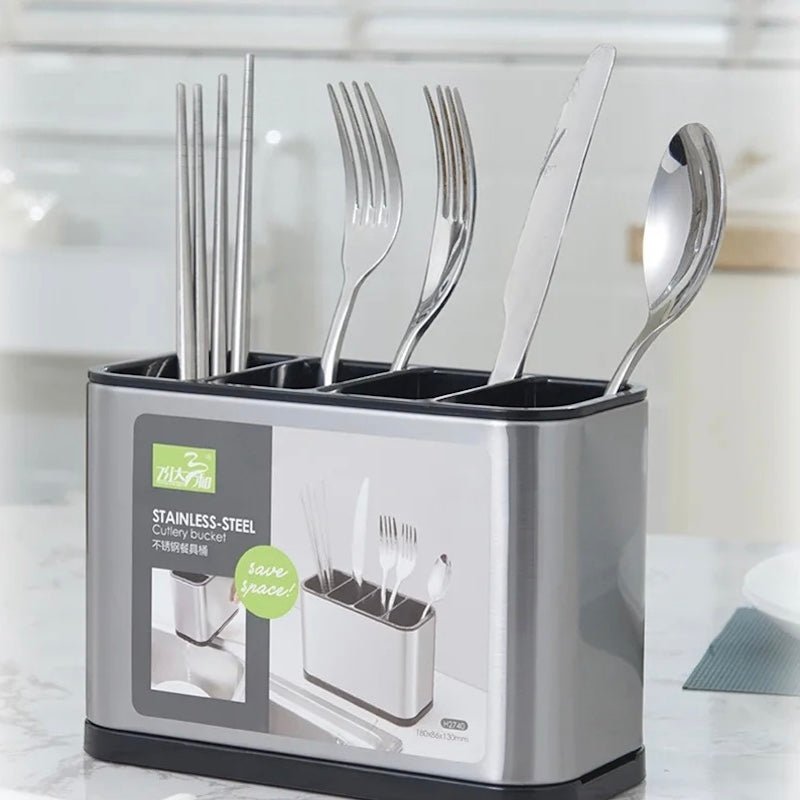 pot ustensiles cuisine avec quatre divisions