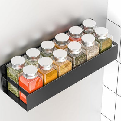 une etagere a epice avec des pots carres